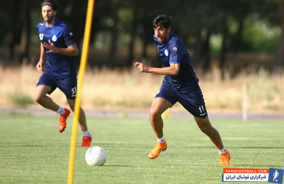 مرتضی تبریزی به عنوان ستاره فصل قبل با استقلال قرارداد امضا کرد اما شرایط برای او به نحوی پیش رفت که حالا به نیمکت ذخیره های این باشگاه تبعید شده است.