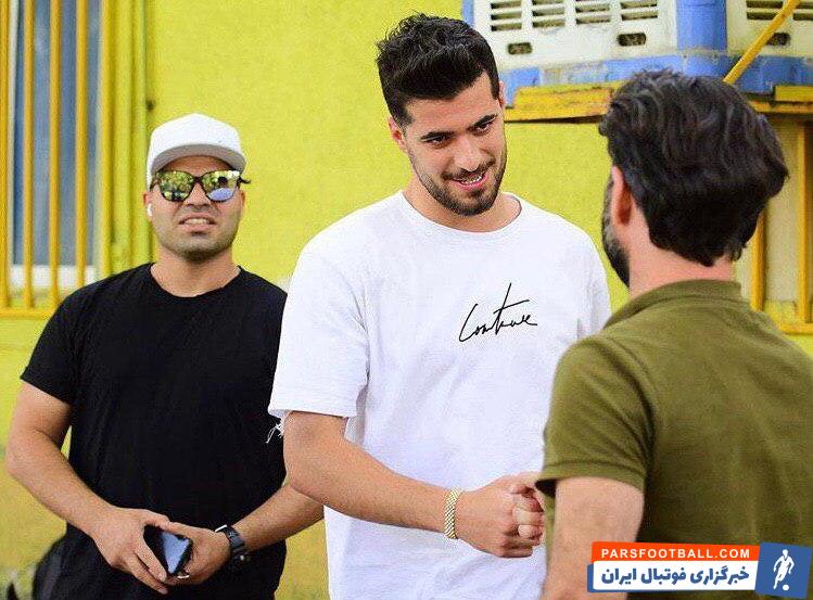 سعید عزت اللهی که اکنون به دنبال مقصد جدیدی است و یکی از بازیکنانی است که انتظار میرود در بازار نقل و انتقالات باید منتظر سورپرایز او بود.