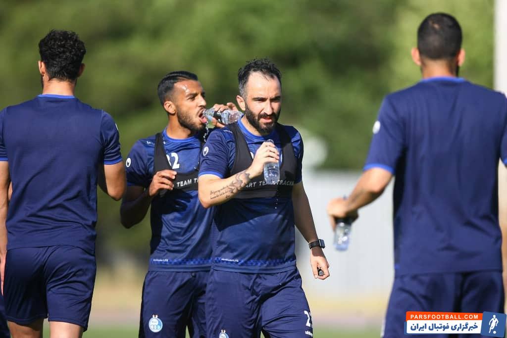 با وجود بهبودی داریوش شجاعیان اما بعید است فرهاد مجیدی تا یکی، دو هفته آینده از این ستاره تیمش در ترکیب استفاده کند.