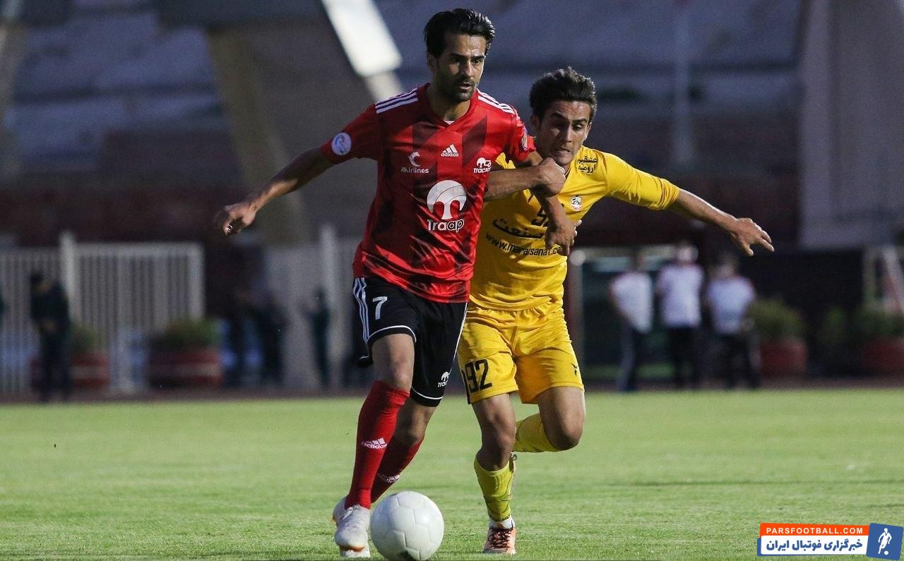 دو جلسه از این محرومیت سپری شده و حالا اگر کمیته استیناف در این رای تجدیدنظر نکند، مسعود شجاعی در هفته بیست و یکم و بیست و دوم نیز غیبت خواهد داشت.