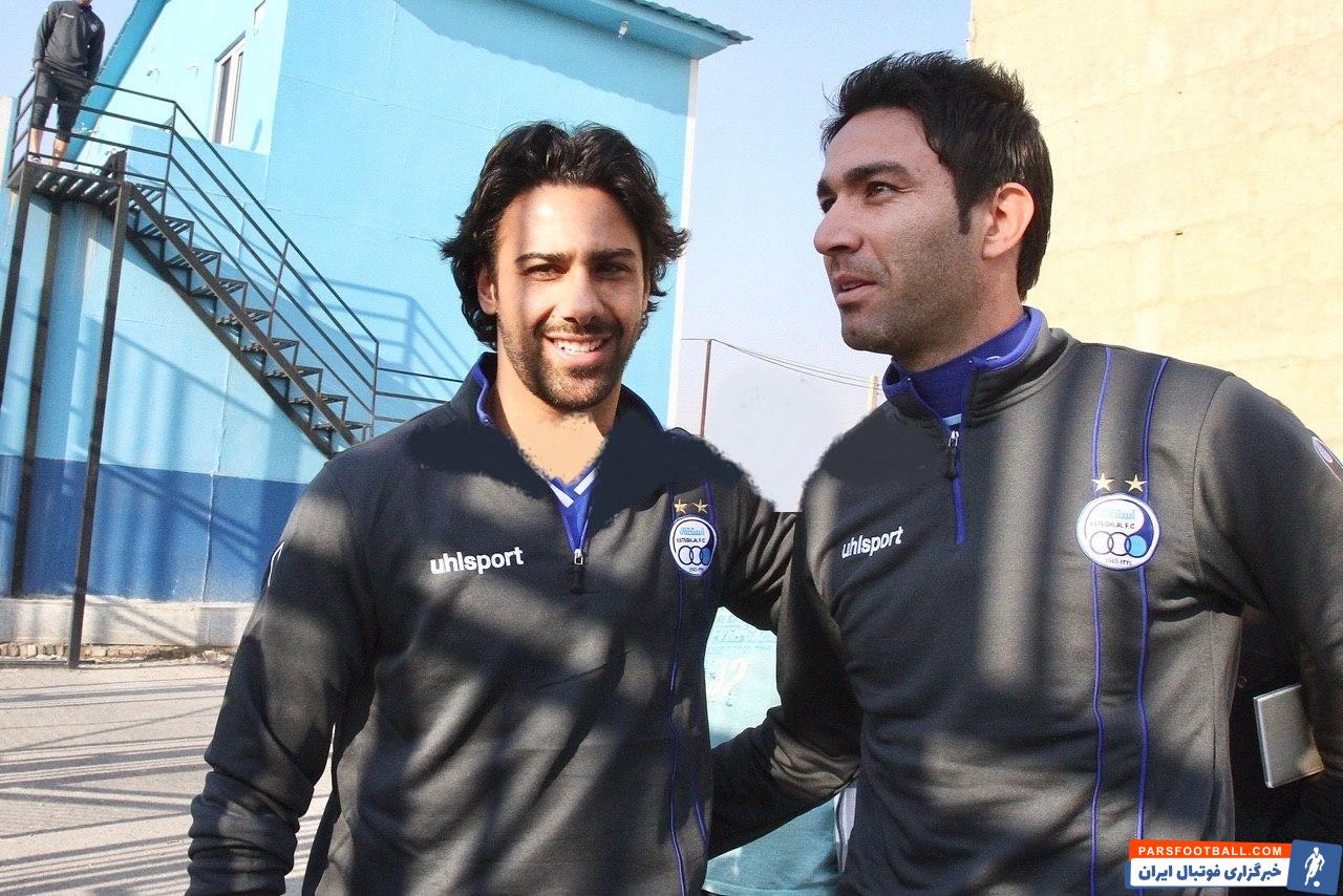 فرهاد مجیدی و جواد نکونام در لیگ برتر دوازدهم با هم در استقلال همبازی بودند وتوانستند همراه این تیم به مقام قهرمانی در لیگ برتر برسند.