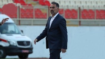 نساجی دو دیدار پیاپی با تیم های تبریزی داشت ولی شیوع کرونا دربین این دیدار ها به وجود آورد ولی این وقفه نتوانست در موفقیت محمود فکری فاصله بیندازد.