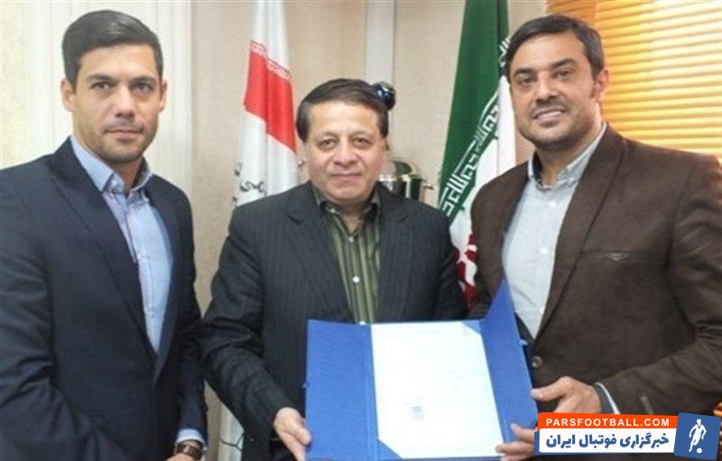 حیدر بهاروند، سرپرست فدراسیون فوتبال کشورمان در احکامی جداگانه محمدرضا ساکت و ابراهیم شکوری را به عنوان مشاوران خود منصوب کرد.