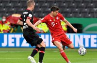 رونالدو ۱۷ گل و ۱۶ گل را در یک فصل لیگ قهرمانان به ثبت رسانده و حالا لواندوفسکی که ۱۵ گله است میتواند با ۲ گل دیگر به رکورد او برسد.