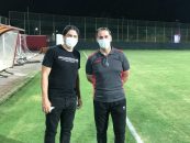 سعید آذری مدیرعامل باشگاه فولاد علی‌رغم گرمای و شرجی هوا در تمامی تمرین حاضر بود و عملکرد شاگردان نکونام را نظاره کرد.