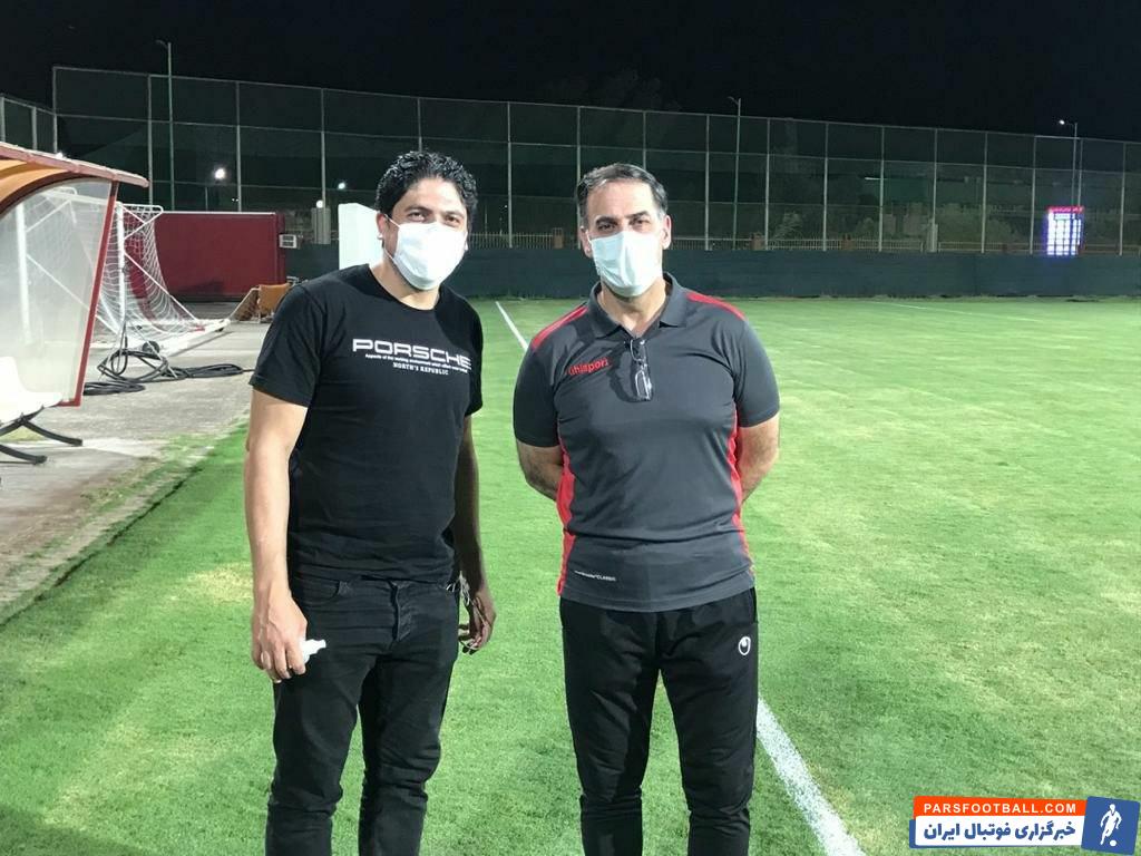 سعید آذری مدیرعامل باشگاه فولاد علیرغم گرمای و شرجی هوا در تمامی تمرین حاضر بود و عملکرد شاگردان نکونام را نظاره کرد.