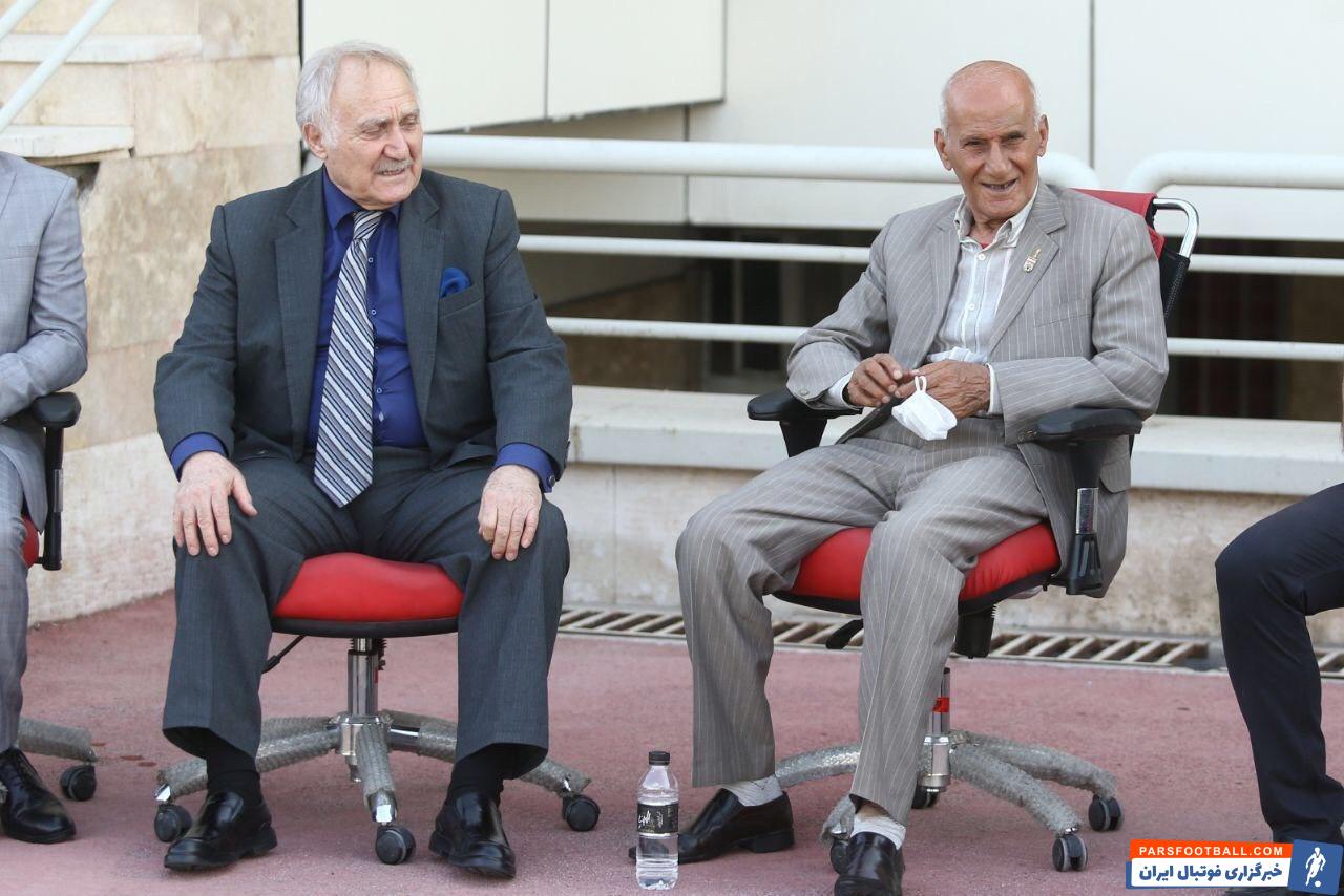 حسین کلانی در حالی در تمرین تیم قهرمان حضور یافت که نیم قرن پیش او و یارانش توانستند پرسپولیس را در لیگ منطقه ای 1350 به عنوان قهرمانی برسانند.