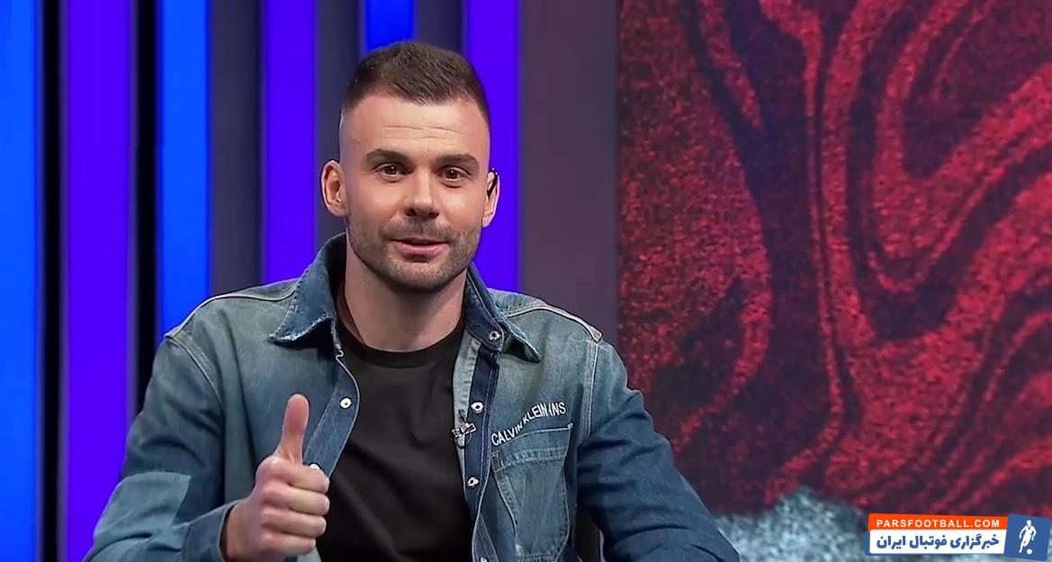 رادوشویچ در لیگ برتر هم رکورد جالبی از خودش به جای گذاشته و در ۹ بازی که در لیگ به میدان رفته هیچگاه شکست نخورده و کلین شیت کرده است.