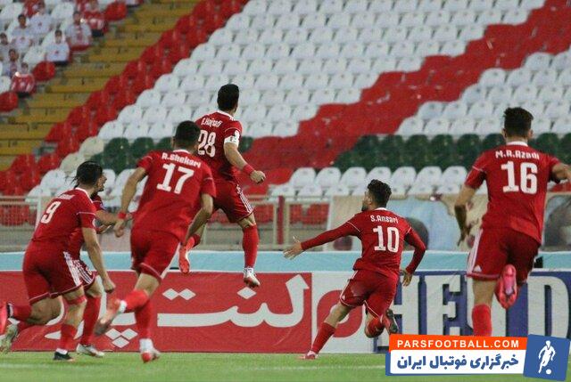 مهاجمان تراکتور