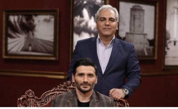 ️برنامه امشب دورهمى باحضور جواد کاظمیان بازیکن اسبق پرسپولیس پخش خواهد شد هفته گذشته نیز رامین رضاییان، لژیونر پرسپولیسی میهمان این برنامه بود.