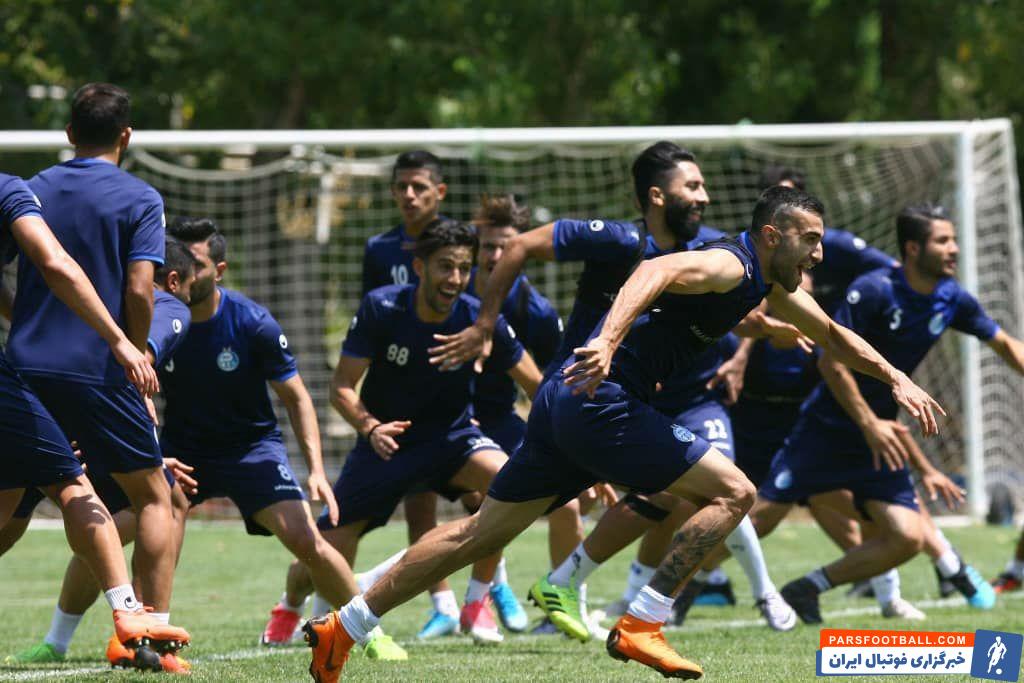 آبیهای استقلال که فردا شب در چارچوب رقابتهای هفته بیست و هشتم لیگ برتر میهمان شهرخودرو هستند،امروز صبح آخرین تمرین خود قبل از این بازی را پشت سر گذاشتند.