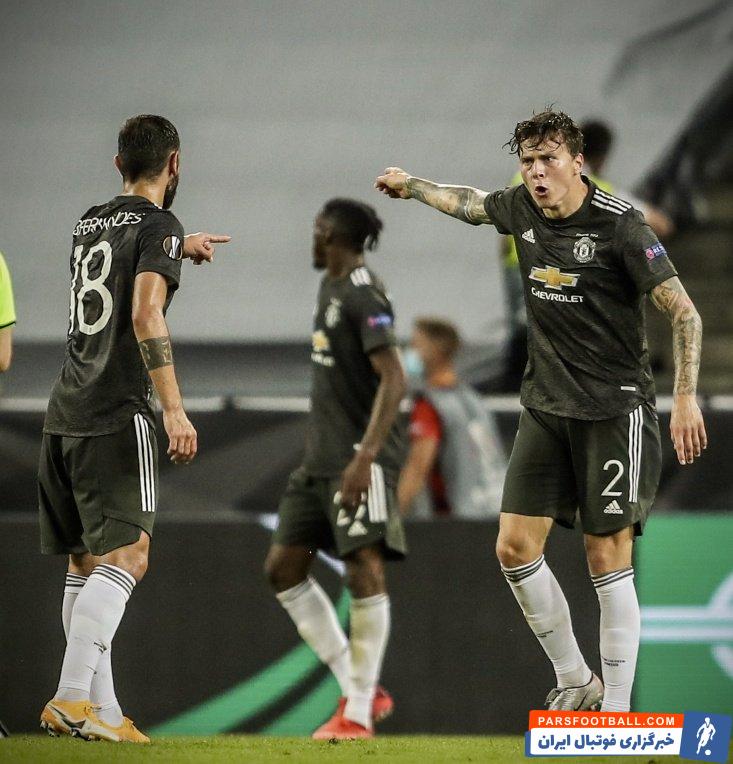 منچستریونایتد دیشب و در حالیکه خصوصا در دقایق ابتدایی نیمه دوم فرصت های فراوانی را برای باز کردن دروازه سویا از دست داد....