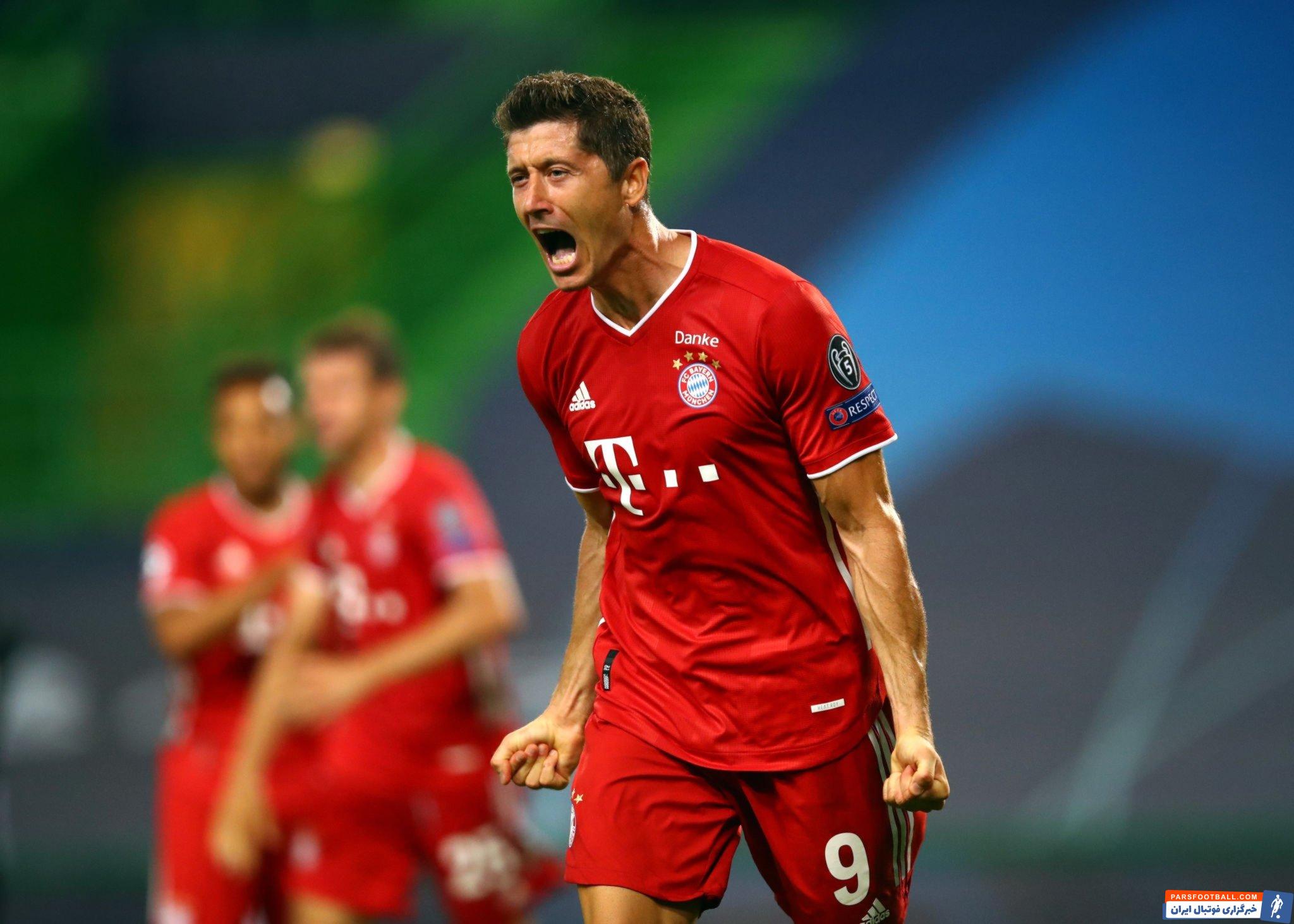 همچنین رابرت لواندوفسکی حالا بعد از رونالدو تنها بازیکن در تاریخ لیگ قهرمانان است که در یک فصل بیشتر از 15 گل به ثمر رسانده است ...