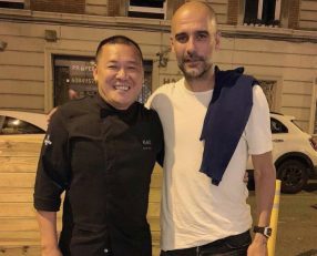 منابع اسپانیایی عکسی از سرمربی کاتالان سیتیزن ها یعنی پپ گواردیولا منتشر کرده و ادعا میکنند که پپ گواردیولا در شهر بارسلونا حضور دارد.