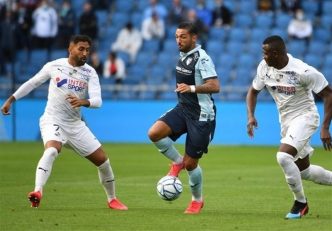 لیگ دسته‌دوم فرانسه| نخستین شکست یاران قدوس با گل به خودی