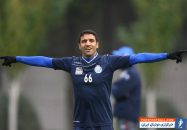 تیم فوتبال استقلال با شکست پرسپولیس در نیمه نهایی جام حذفی به فینال این مسابقات راه یافت و در فینال این مسابقات از داشتن هافبک جنگنده خود محروم خواهد بود.