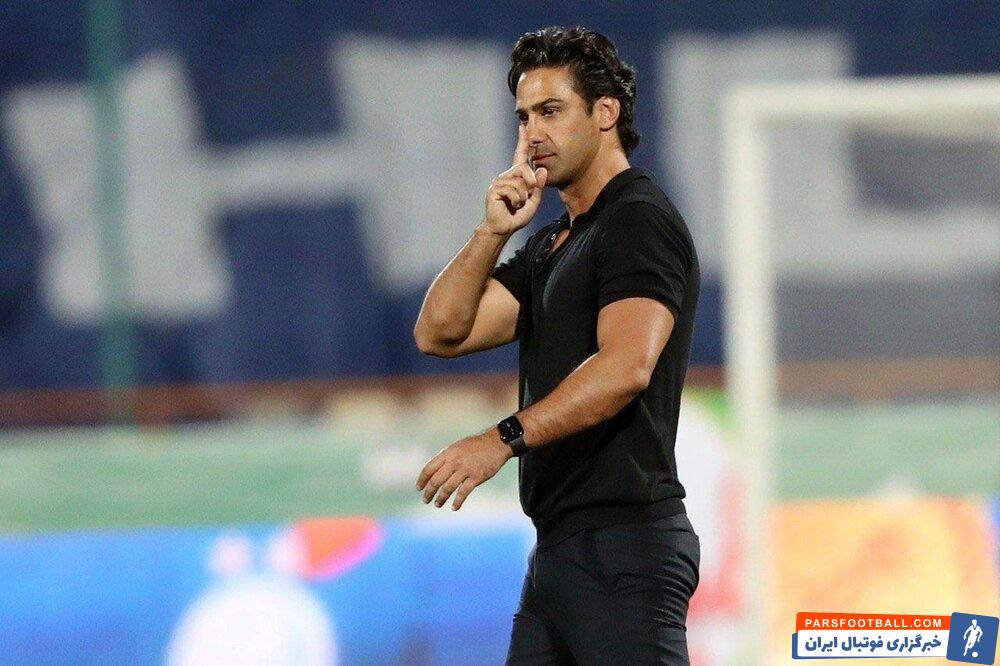 فرهاد مجیدی سرمربی استقلال که دلخوری شدیدی از مسئولان این باشگاه دارد تلفن خود را از دسترس خارج کرده است.