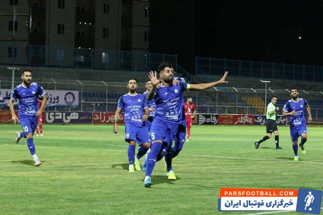 علیرضا ابراهیمی مدافع و کاپیتان تیم فوتبال گل گهر با دریافت پیشنهادی از سپاهان روبرو شده و احتمالا بزودی راهی اصفهان خواهد شد.