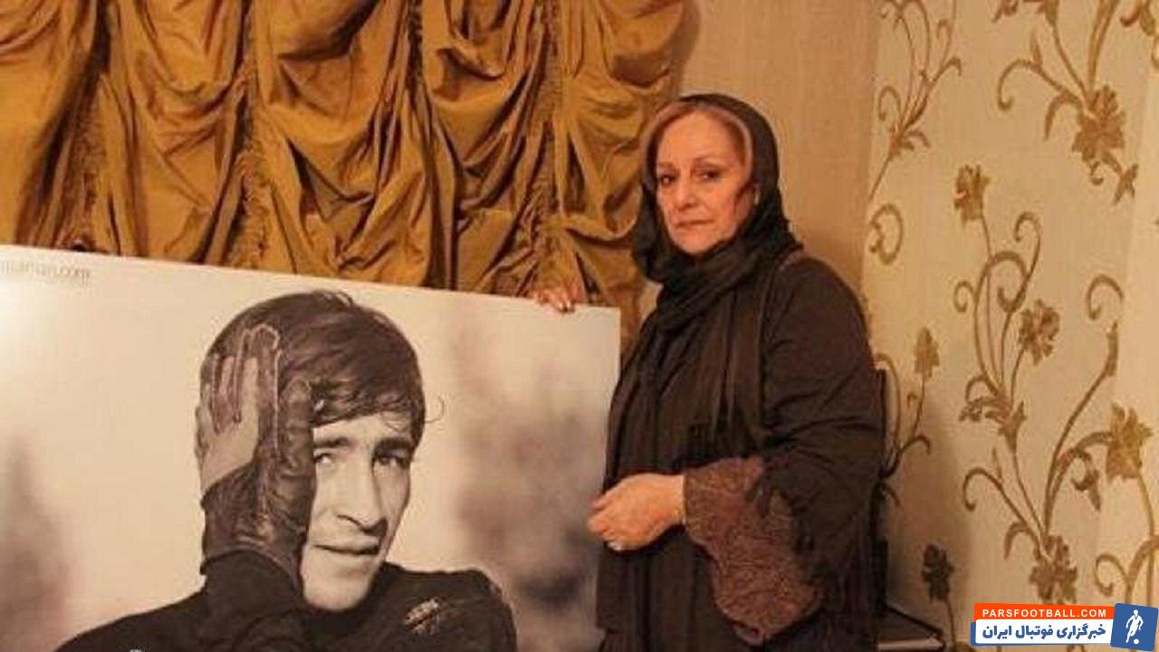 همسر مرحوم ناصر حجازی به توهین های صورت گرفته علیه احمد نوراللهی واکنش نشان داد.