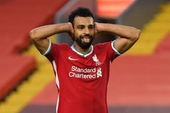 محمد صلاح ، ستاره لیورپول، با شادی اش بعد از گل سوم در دیدار امشب، آن را به دوست بیمارش، مومن ذکریا، تقدیم کرد.