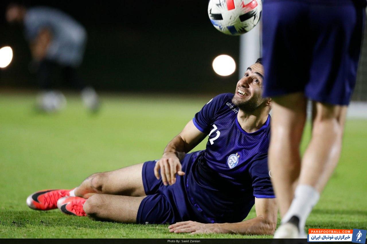 باید این حقیقت را پذیرفت که پس از پیوستن ارسلان مطهری به استقلال، اکثریت غالب هواداران این تیم، انتظار درخشش او در ترکیب آبی پوشان را نداشتند.