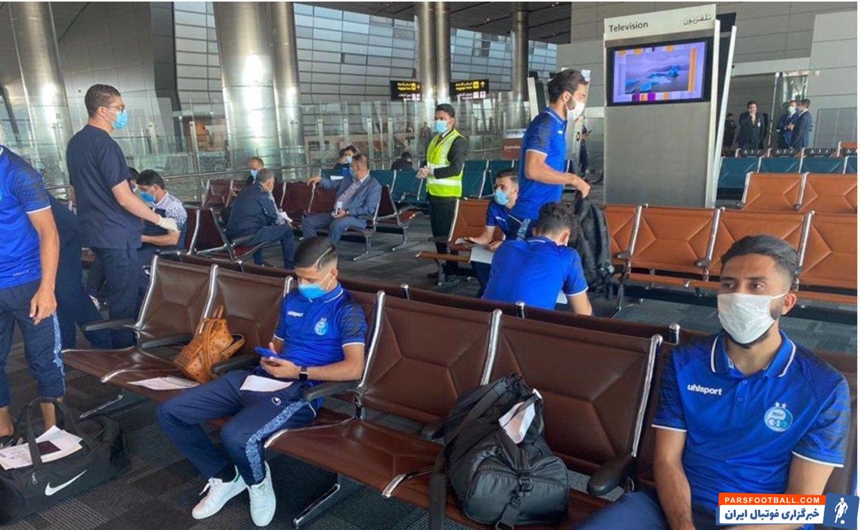 تصویری که از استقلال به دستمان رسیده نشان میدهد فرودگاه دوحه خبوت است و همه بازیکنان هم طبیعتا پرروتکل های بهداشتی را رعایت کردهاند.
