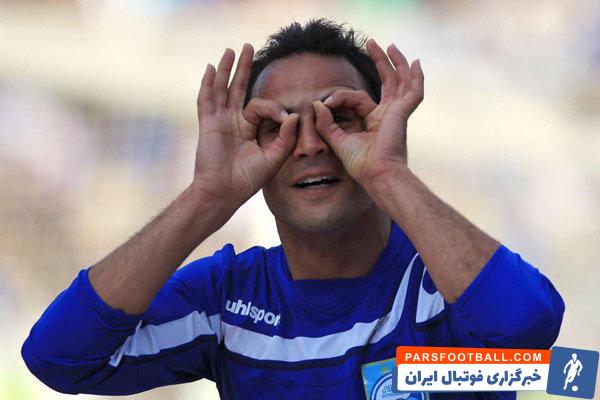 آرش برهانی ؛ استقلال