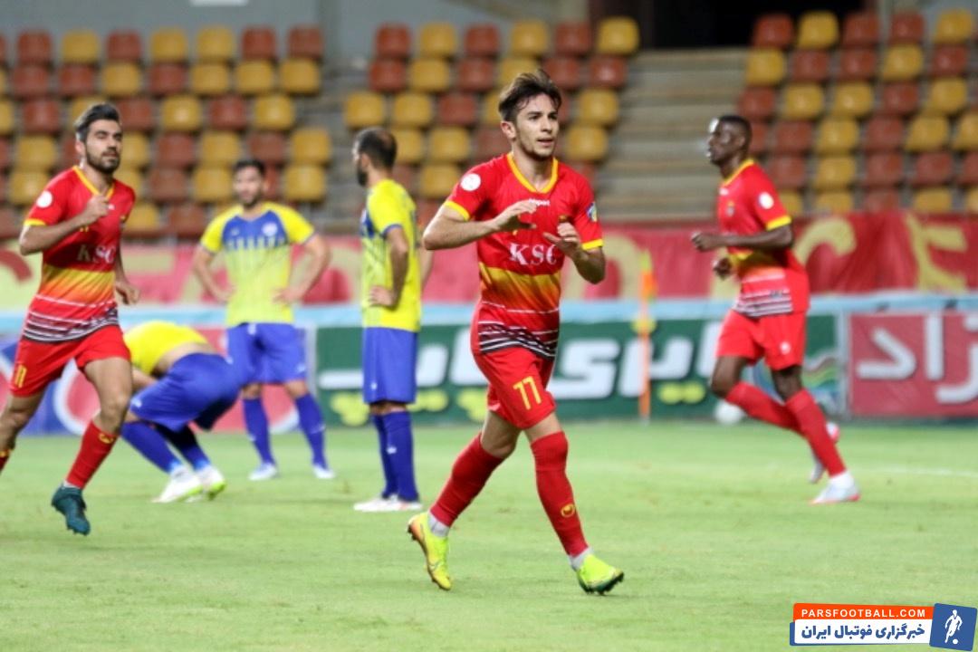 فرشاد احمدزاده