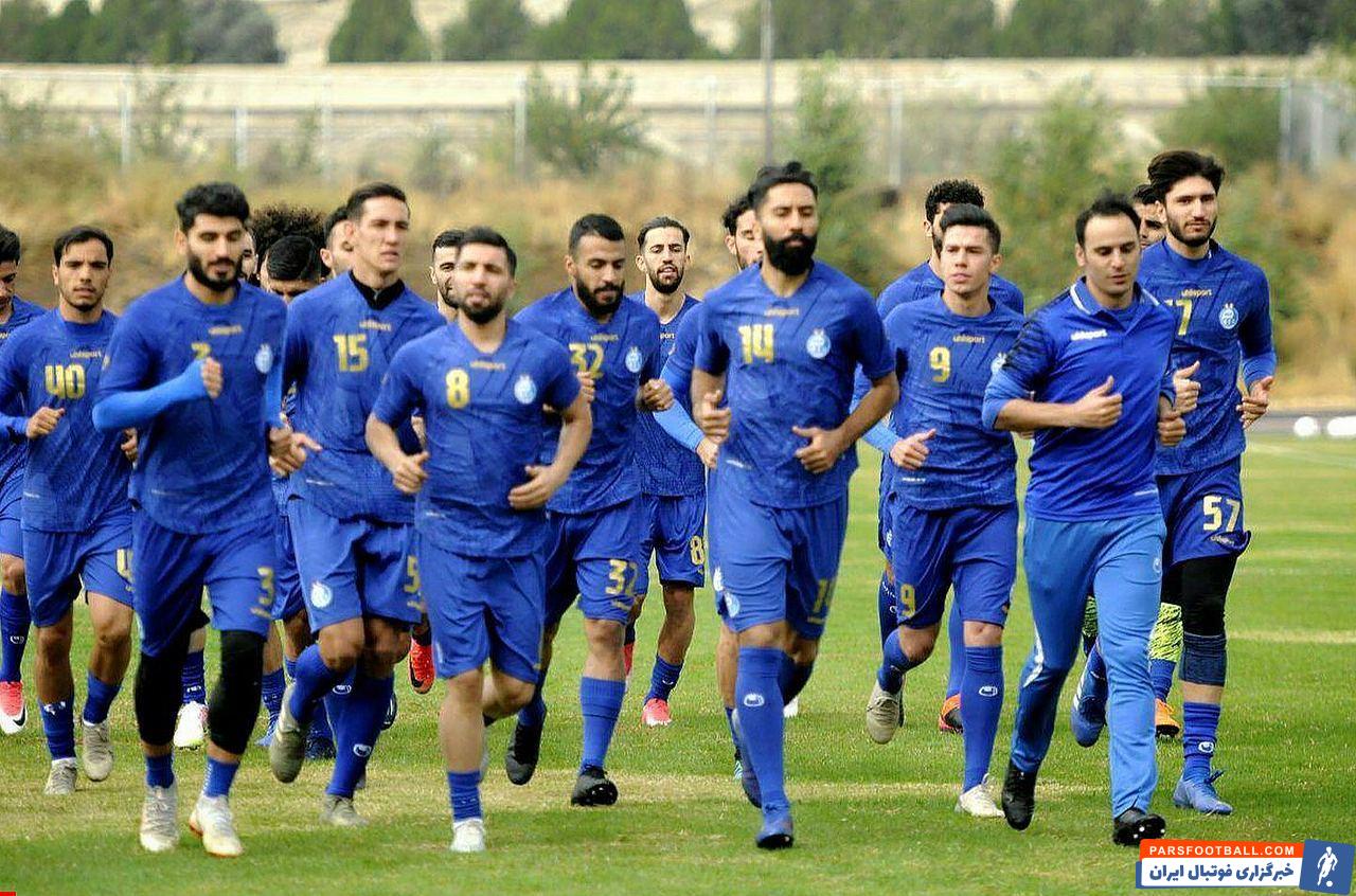 استقلال که در دوران مدیریت سعادتمند با شرکت آل اشپورت برای ادامه همکاری در زمینه تهیه البسه بازیکنان و مربیان به توافق رسیده بود.....