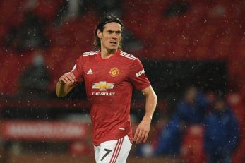 ادینسون کاوانی در اولین بازی خود برای منچستریونایتد تا آستانه گلزنی پیش رفت.