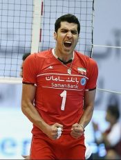 شهرام محمودی بازیکن تیم ملی والیبال در مورد بازی پرسپولیس و النصر عربستان گفت :پرسپولیس مظلوم واقع شد ولی بچه ها با غیرت ، تیم النصر را شکست دادند.