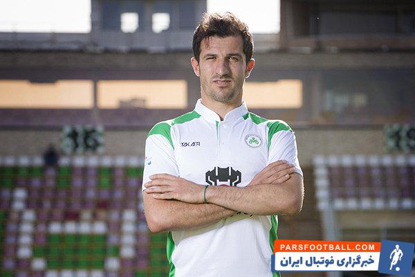 قاسم حدادی فر کاپیتان ذوب آهن درباره صعود پرسپولیس به فینال آسیا گفت : بازیکنان پرسپولیس کار بزرگی را انجام دادند ، از آن ها درخواست می کنم که بمانند و کار نیمه تمام قهرمانی را تکمیل کنند.