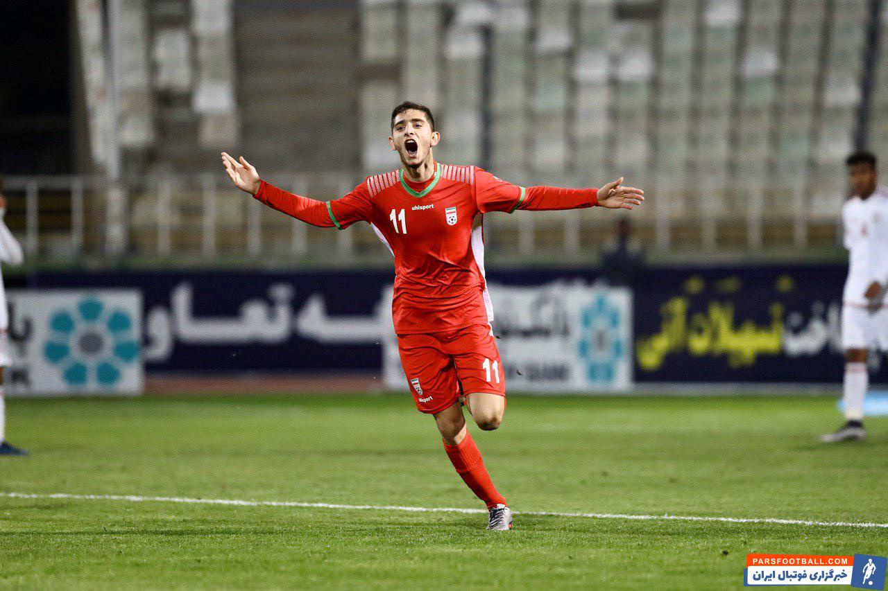 آریا برزگر ، بازیکن جوان پرسپولیس گفت : فکر میکنم پا قدمم برای پرسپولیس خوب بود و وقتی آمدم هم پوکر کردیم هم به فینال آسیا رسیدیم و از این امر خوشحال هستم.