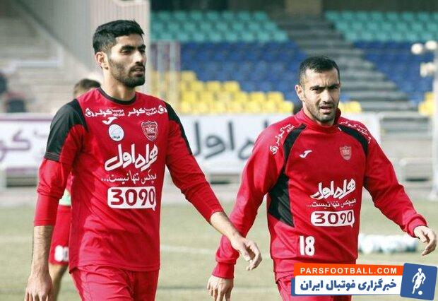 یحیی گل محمدی سرمربی پرسپولیس قرار است در هفته جاری جلسه ای را با دستیاران خود برگزار کرده تا درباره ماندن یا رفتن ربیع خواه و انصاری تصمیم بگیرند.