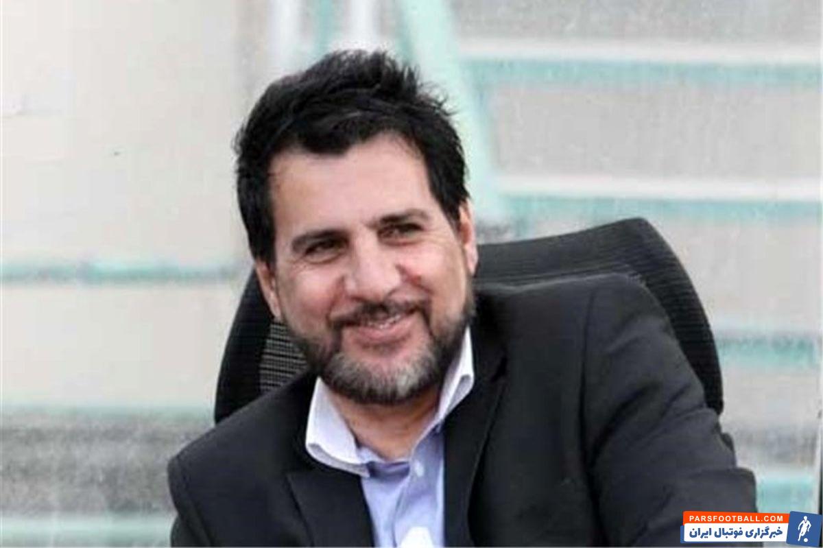 شاهرخ بیانی پیشکسوت استقلال درباره شرایط این روزهای استقلال گفت : پیراهن استقلال را آدم های بزرگی پوشیده اند ، بازیکنان استقلال قدراین پیراهن را بدانند.