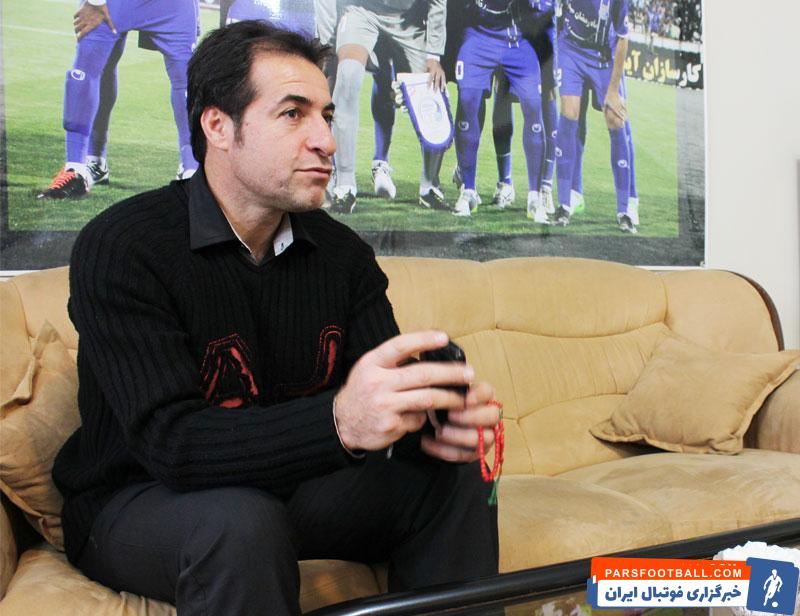 صادق ورمزیار ، پیشکسوت استقلال ، درخصوص شرایط آبی پوشان گفت : محمود فکری ، در زمان بازیگری خیلی متعصب بود و همین شاید باعث شود که یک اتفاق تاریخی را رقم بزند.