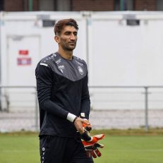 علیرضا بیرانوند در یک مصاحبه طولانی درباره موضوعات مختلف از جمله شرایطش در بلژیک ، تیم پرسپولیس ، تیم ملی صحبت هایی را انجام داد .