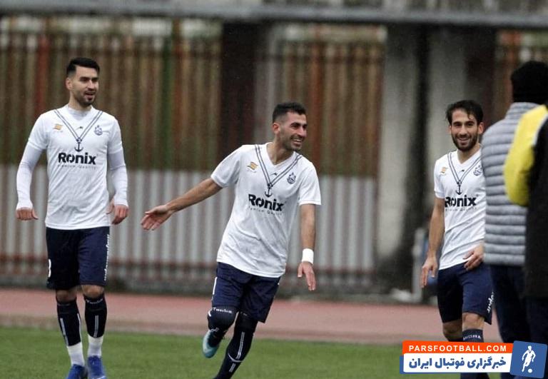 ملوان موفق شد با گل میعاد یزدانی اولین برد فصل خود را در دربی گیلان به دست بیاورد تا برای آینده با امیدواری بیشتری کار را دنبال کند.