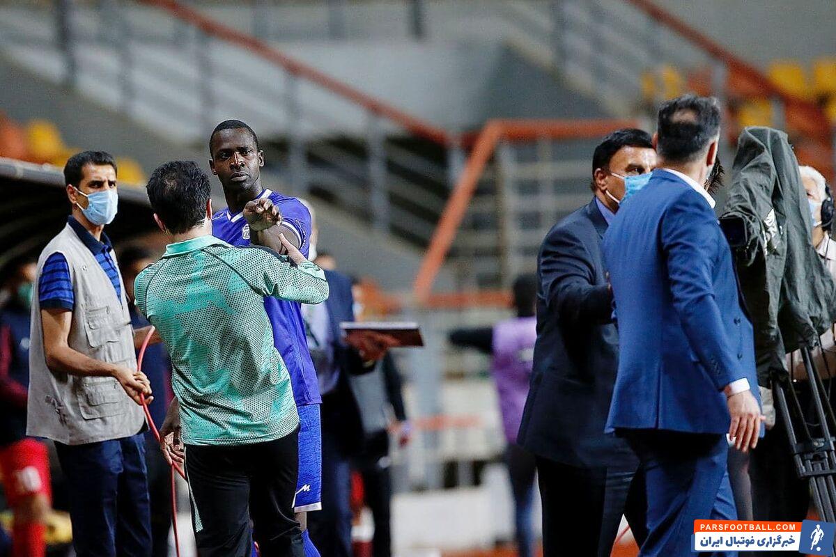 اخراج شیخ دیاباته از استقلال