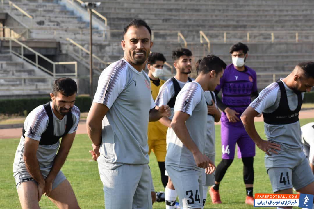 محمد قاضی روز گذشته با قراردادی یک ساله به صورت رسمی به جمع شاگردان محمد ربیعی اضافه شد، تا در کنار رحیم زهیوی، عماد میرجوان ....