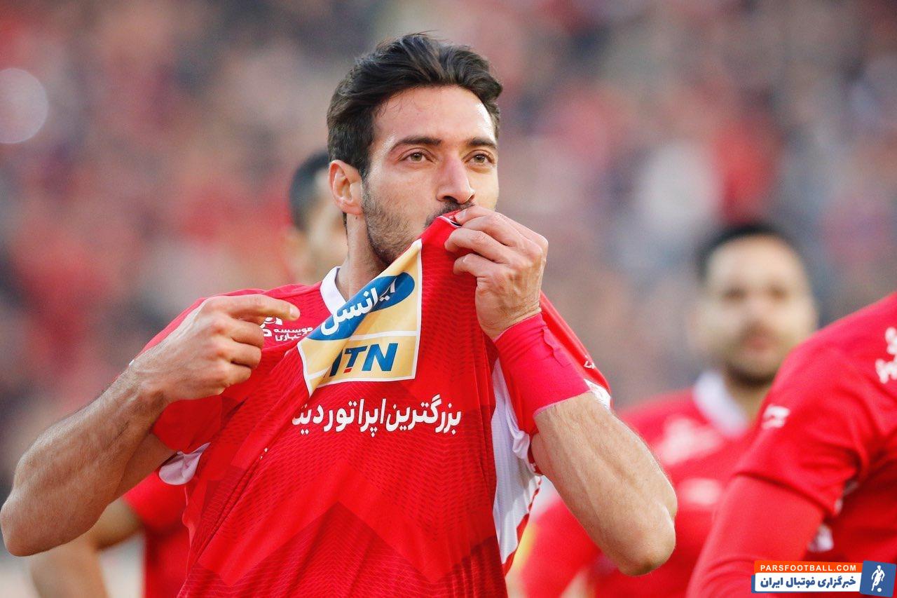 شجاع خلیل زاده که طی یک سری اتفاقات عجیب و غریب از پرسپولیس جدا شد ، در جدیدترین صحبت هایش گفت : رسول پناه در زمان برگزاری لیگ قهرمانان در حال مذاکره با جانشین گل محمدی بود .