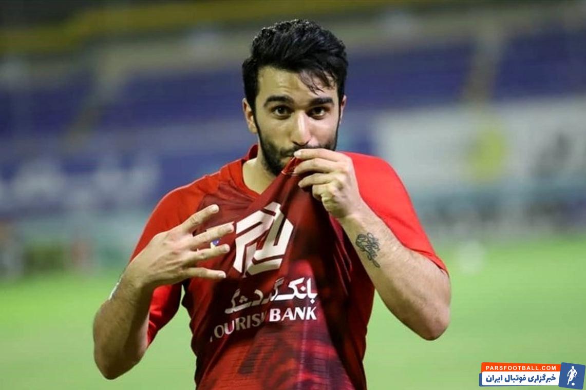 مدیر برنامه سیامک نعمتی هافبک پرسپولیس ، خبر مذاکره و پیوستن این بازیکن به استقلال را تکذیب کرد . در ضمن نعمتی با پرسپولیس قرارداد دارد و از لحاظ قانونی هم نمی تواند به استقلال برود .