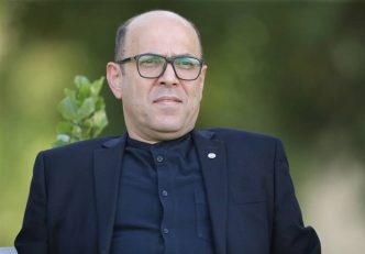 احمد سعادتمند مدیرعامل سابق استقلال در واکنش به صحبت های خلیل زاده در برنامه فوتبال برتر گفت : آقای خلیل زاده شما سود قرض هایتان به استقلال را گرفتید . من مدارکی را به رسانه ها ندادم