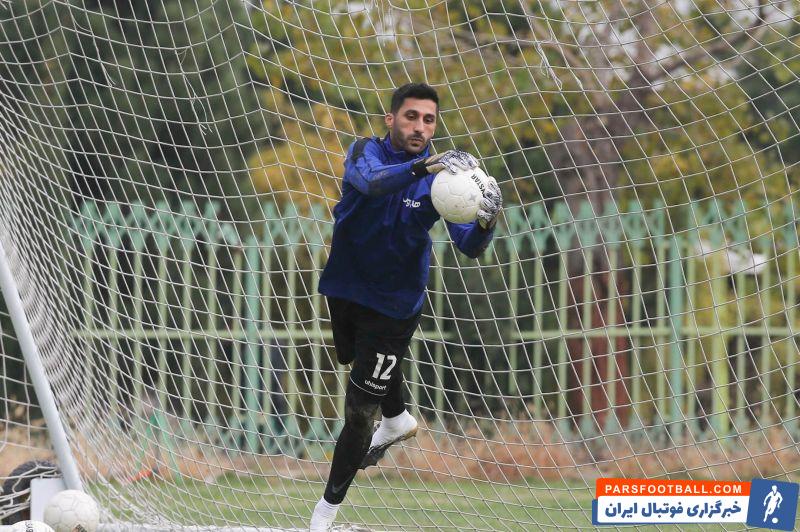 رشید مظاهری ؛ استقلال