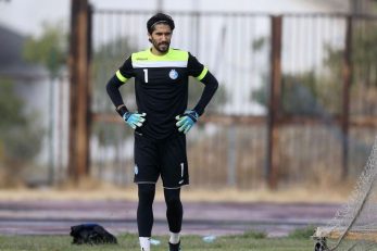 سید حسین حسینی ؛ استقلال