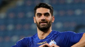 علی کریمی؛ استقلال