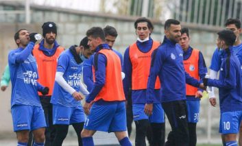 محمد نادری ؛ استقلال