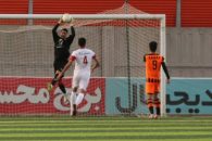 برد تراکتور مقابل مس با درخشش محمد عباس زاده و محمد رضا اخباری