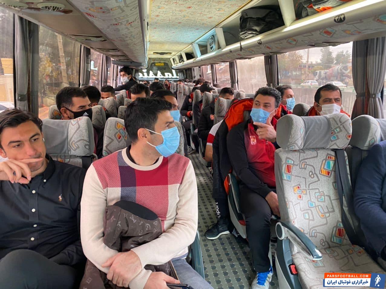 باوجود این که تست ۱۹ بازیکن ذوب آهن مثبت شده و اعضای این تیم اردو را ترک کردهاند اما رحمتی تیمش را به فولادشهر برده است.