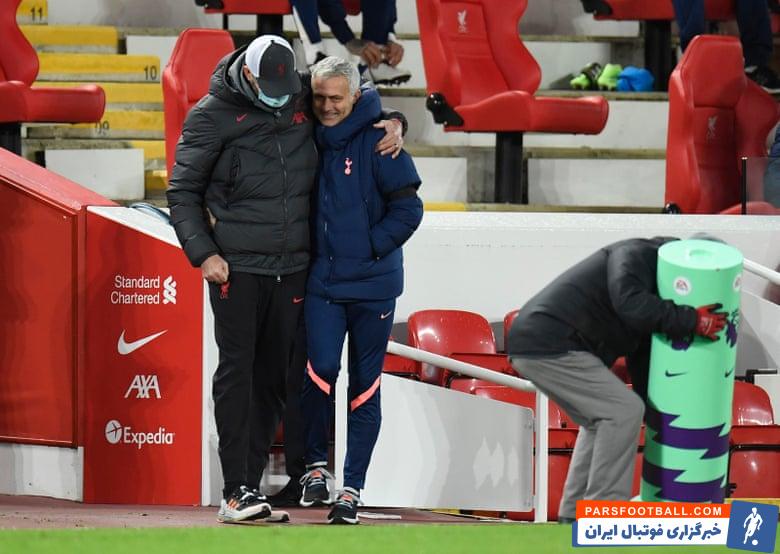 مرسی سایدی ها با کلوپ با تکیه بر گل دقیقه 90 بابی فرمینو موفق به کسب پیروزی 1-2 شده و به تنهایی در صدر جدول قرار گرفتند.